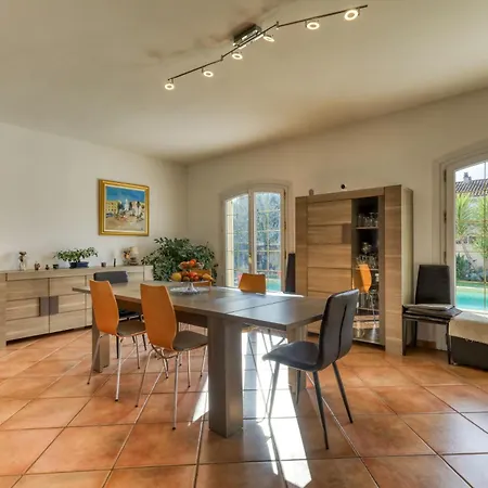 Angelo - Lavande 3* Saint-Thibéry