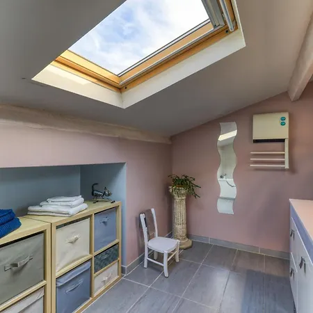 Angelo - Lavande Couette-café 3*