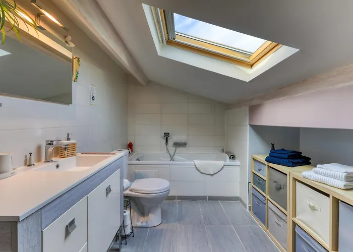 Angelo - Lavande Bed & Breakfast